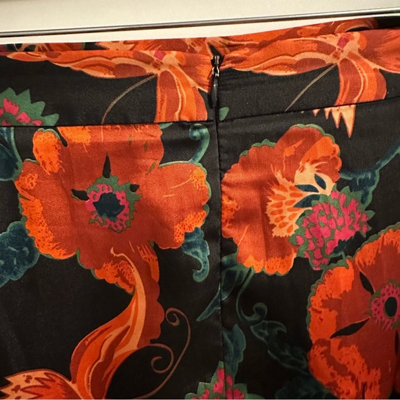 Zara | Floral Print Flowing Satin Midi Skirt size medium - Picture 9 of 11